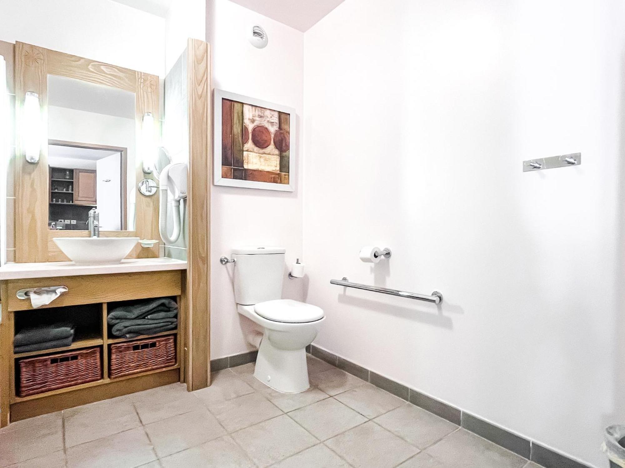 Large One-Bedroom Apartment, Wheelchair Adapted, Les Terrasses D'Eos Flaine Exterior photo
